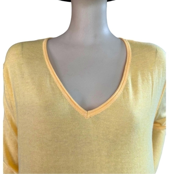 Women’s Sweater ZARA Knit Sweater Yellow V-Neck Long Sleeve Pullover Top - Picture 6 of 9